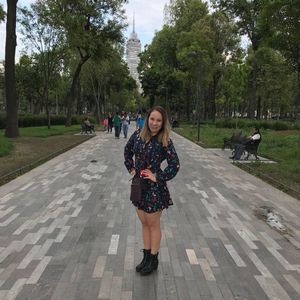 Meet your Posher, Sandra